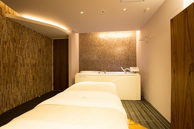 レスパス ヨンカ表参道